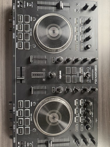 Denon DJ MC4000 Professional 2-Channel DJ Controller for Serato - Picture 1 of 2