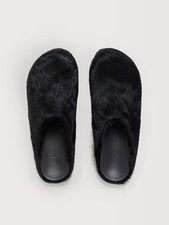 Marni Black Long Hair Calfskin Fussbett Sabot