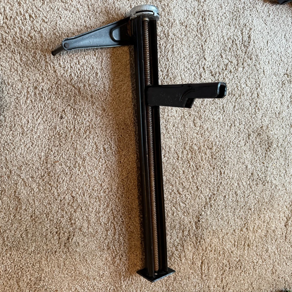 Porsche 914 Orig Jack for 1970-1971 914 & 914-6. Stored since 1973 by orig owner - Image 2 of 4