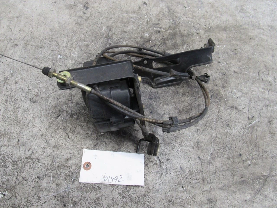 1999 2004 Honda Odyssey cruise control regulator servo actuator motor unit cable - Imagem 2 de 4