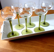 6 elegante Vintage Weingl&auml;ser gr&uuml;ner Stengel Schleuderstern Schliff Art Deco