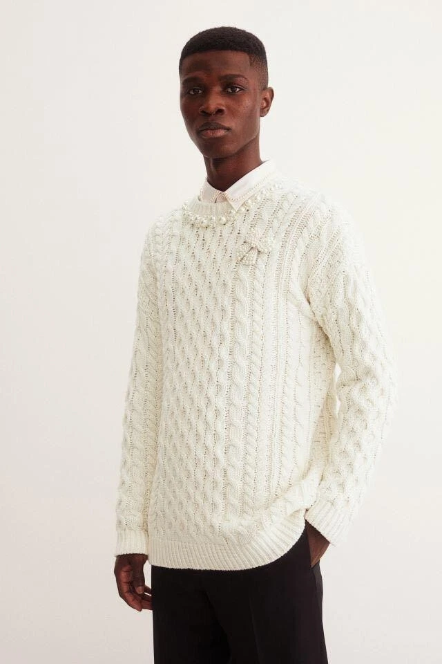 H&m top pearl sweater