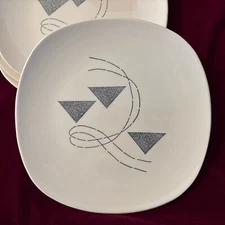 Set/4 Edwin Knowles ~Flair~  10 3/8”Dinner plates MCM Black Triangles Lines