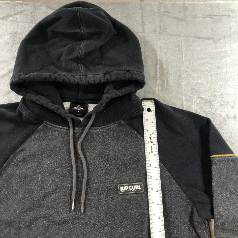 Moletom com capuz Rip Curl masculino médio preto cinza colorblock pulôver lã - Imagem 4 de 4