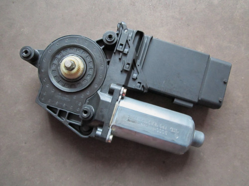 el. Fensterhebermotor vorne rechts VW Passat 3B 3BG 3B4837752BS Fensterheber