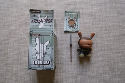 HUCK GEE - KID ROBOT - DUNNY - APOCAPLYSE SERIE - ASHIGARU - SEHR GUTER ZUSTAND