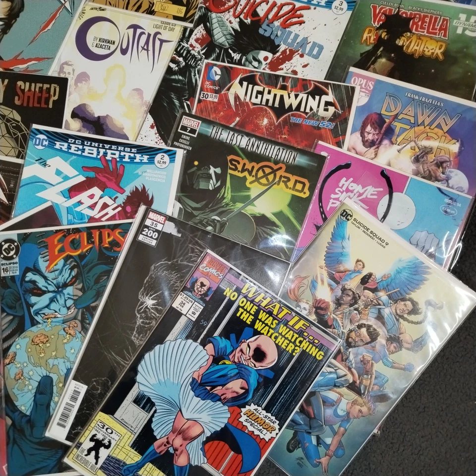 Comic Book Bundle Mixed Issues Vampirella Marvel DC Star Wars Venom Harley Thor - Image 4 of 4