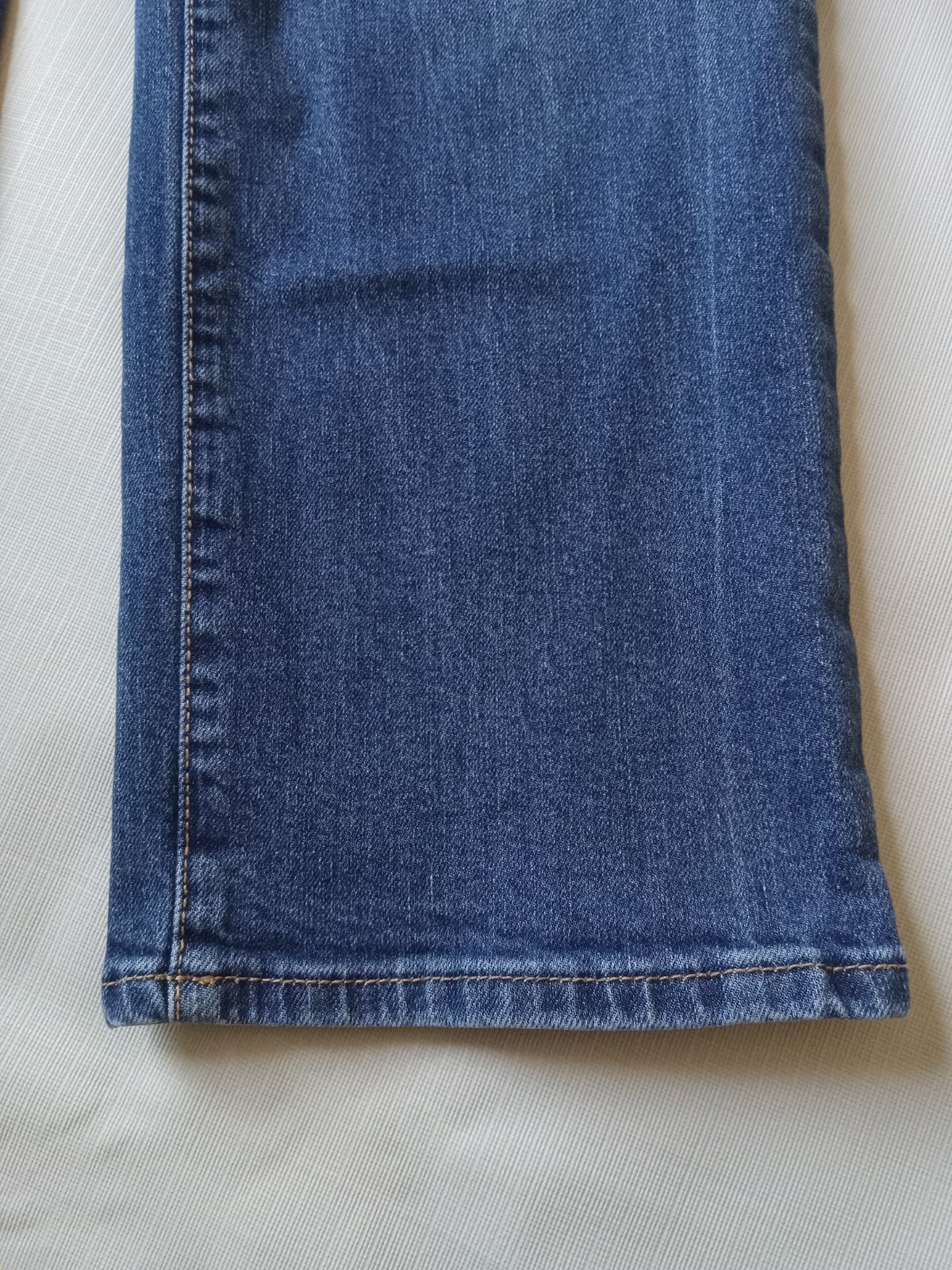 Universal Thread Medium Wash Plus Size High Rise … - image 9