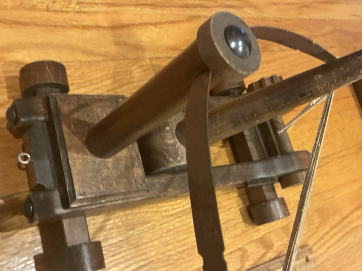 VINTAGE DESKTOP Wooden Medieval CATAPULT CATAPULTA MADE IN ITALY
