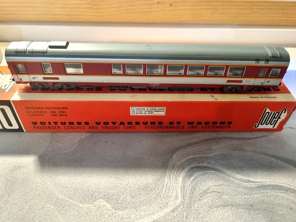 JOUEF - VINTAGE (3) FRENCH SNCF PASSENGER COACH/RESTAURANT CARS HO SCALE BOXED - Image 3 of 4