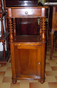 800\' COMODINO INGLESE IN NOCE-COLONNE-RESTAURATO- | eBay 800\' COMODINO INGLESE IN NOCE-COLONNE-RESTAURATO- | eBay