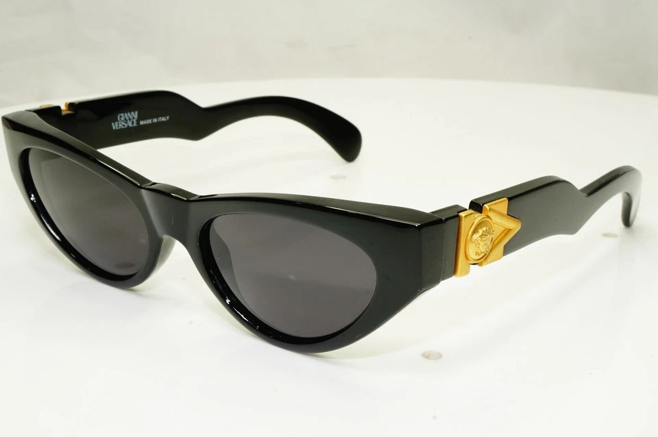 Gafas de sol Gianni Versace 1996 para mujer vintage doradas Medusa MOD 476/A CUELLO 852 Foto 3 de 4