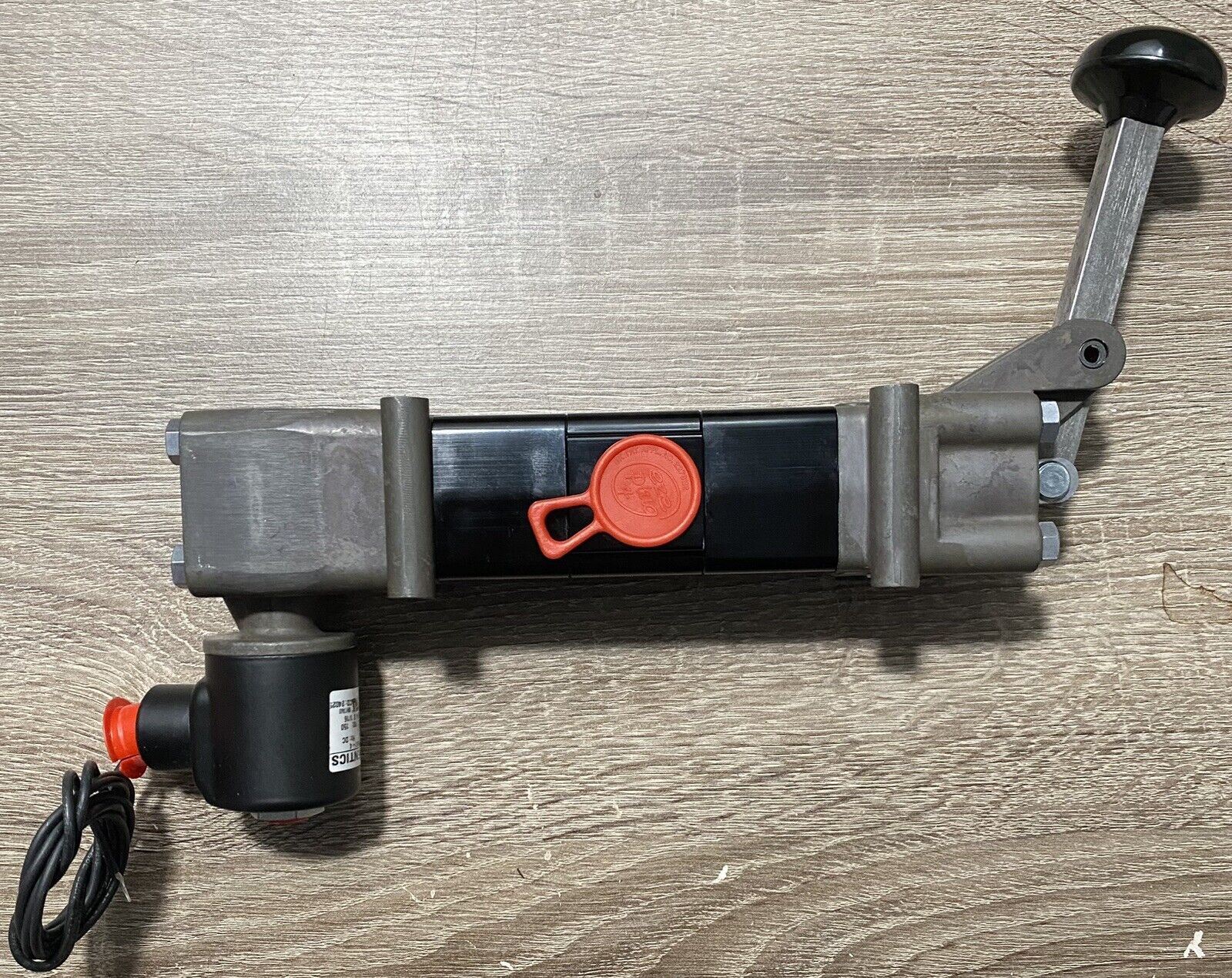 Picture 1 of 9