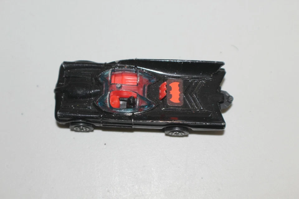 Vintage Batmobile Toy Diecast Corgi Juniors Batman 1976 DC Comics Car Black Red - Image 4 of 4