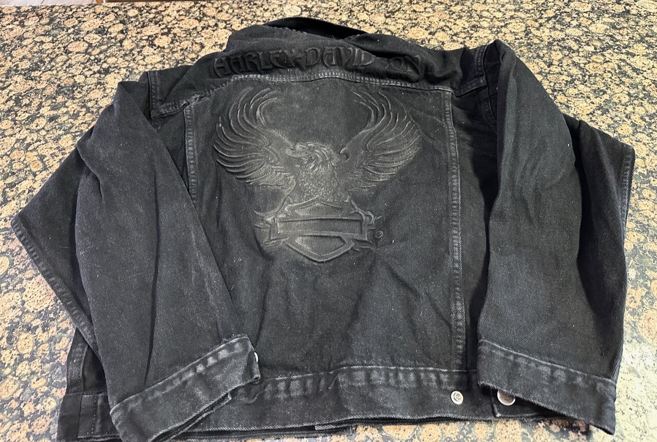 Embossed Harley Davidson Men's Size Small Denim Jacket