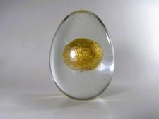 Fermacarte tuorlo d'uovo oro 4" vetro artistico Murano 1968 TAPIO WIRKALA per Venini
