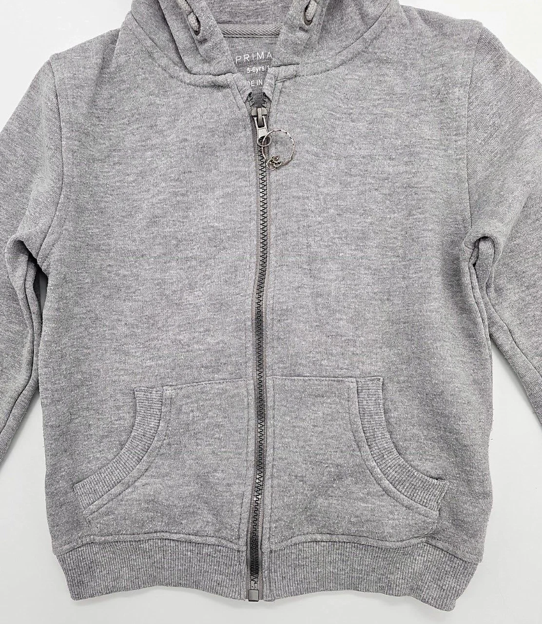 SACAI Felpa con cappuccio da ragazzo Primark camicetta con zip taglia 110 116 (5 6 anni)