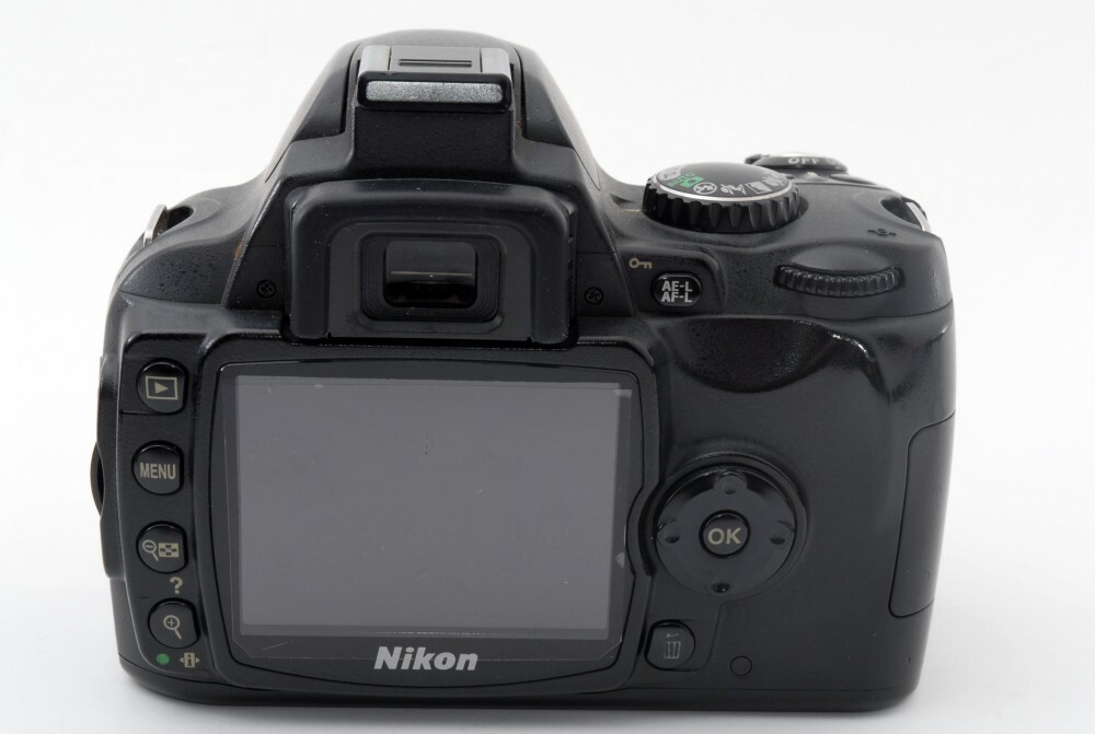 Nikon D40 6.1MP 18-55/55-200mm Lens Set Black [Exc+++] w/8GB