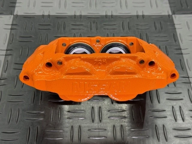 Pinza delantera Nissan Skyline GT-R BNR32 con recubrimiento en polvo revisada Silvia S15 4POT Foto 3 de 4