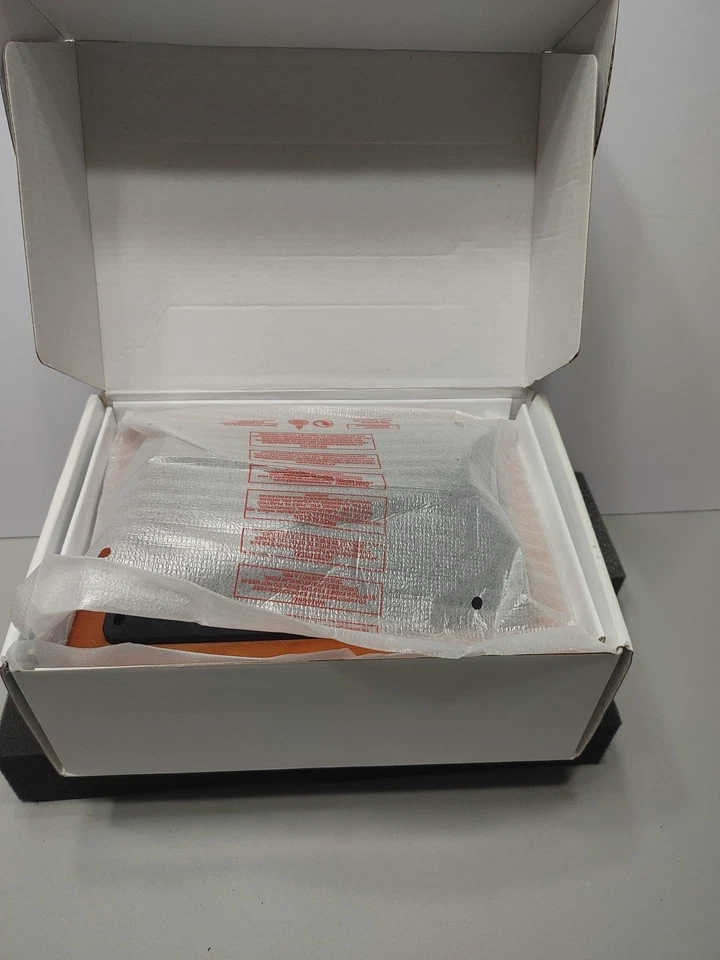 Smartparts 9" X6 1/2" Digital Picture Frame 7" In Screen Size - Image 2 of 4