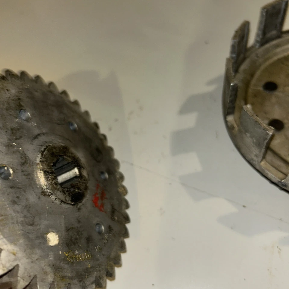 Buje de canasta de embrague 1976 1977 1978 Suzuki RM250 RM 250 21200-41100 Foto 4 de 4