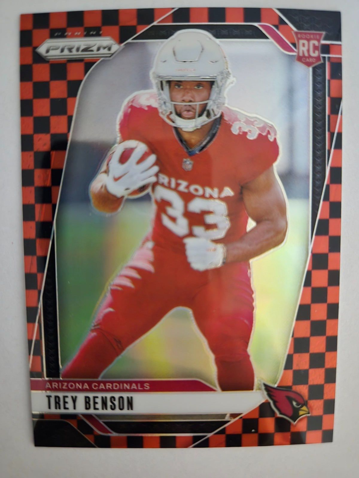 2024 Panini Prizm BLACK AND RED CHECKER PRIZM 392 Trey Benson RC, Cardinals
