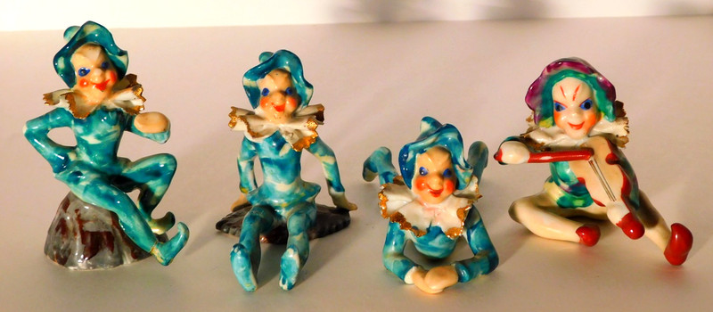 Vtg. Acme Green Ceramic Pixie Elf Jester Figurine Ruffles Occupied Japan Set (4)