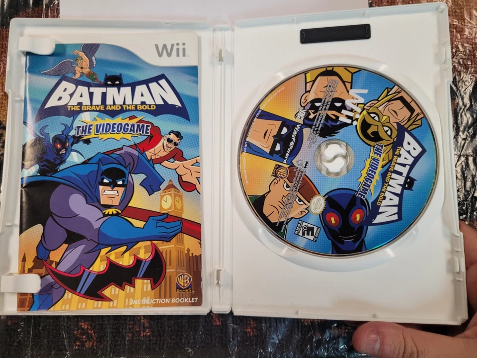 Batman The Brave and the Bold Wii CIB EN/FR Tested Free Shipping in Canada !! - Image 3 of 4