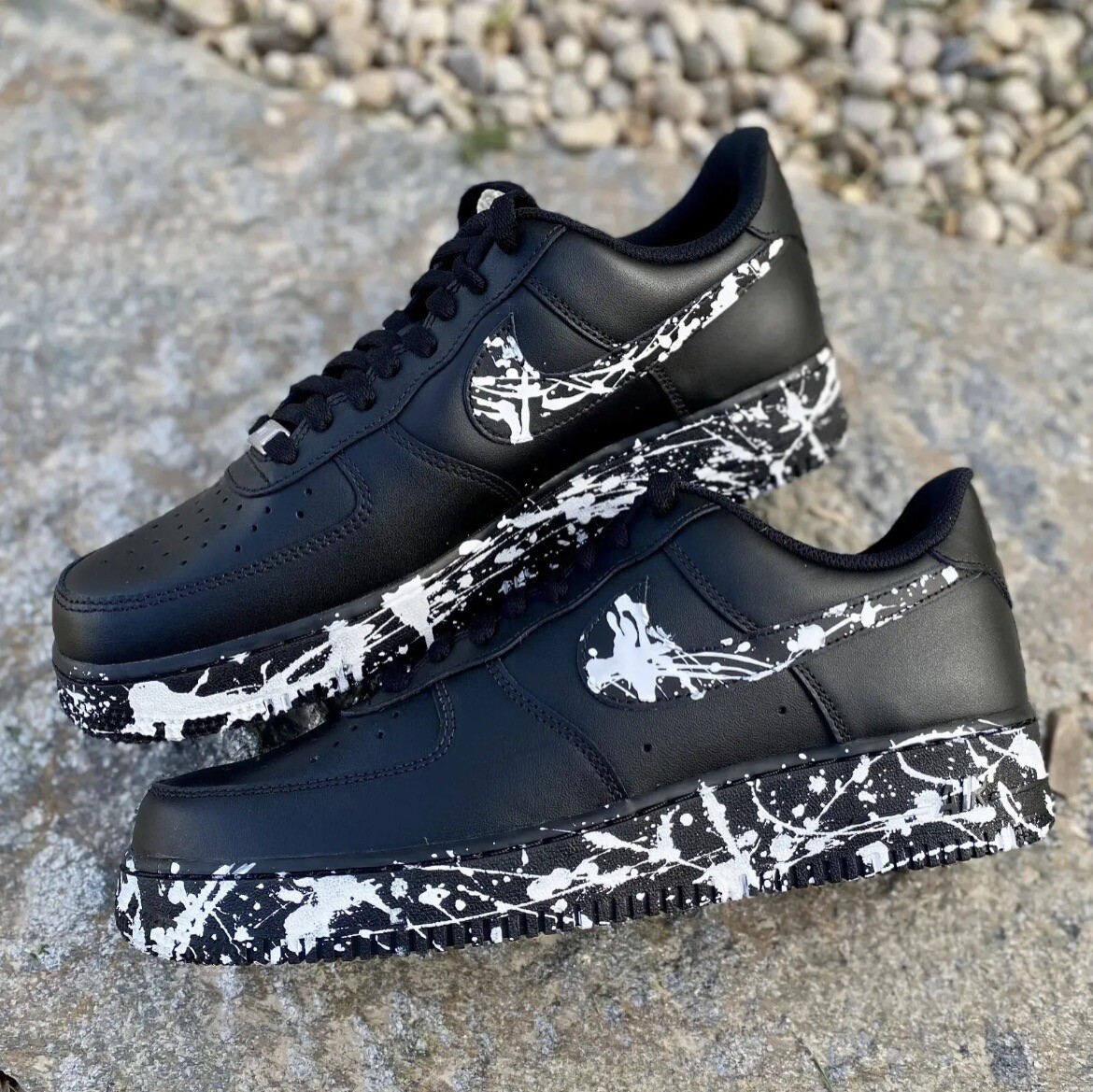 Nike Air Force 1 ブラック 27.5cm新品タグ付き Amazon | NIKE エア フォース1 AIR FORCE 1 ブラック＆ホワイト
