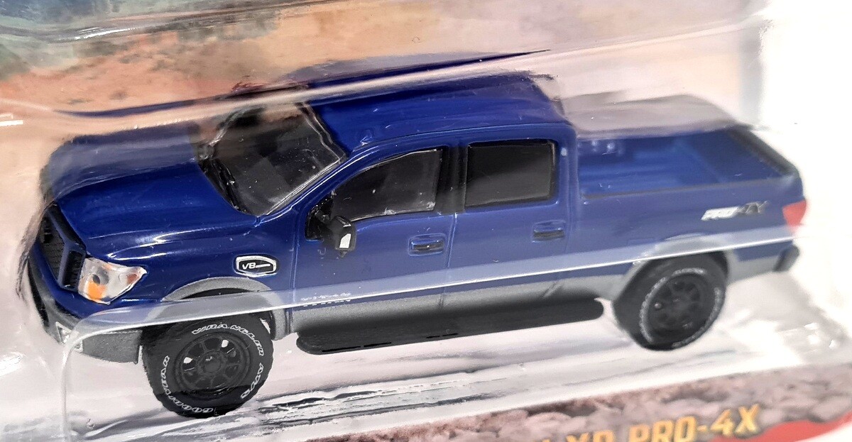 Greenlight 1/64 - Nissan Titan XD Pro-4X Blue 2018 Diecast