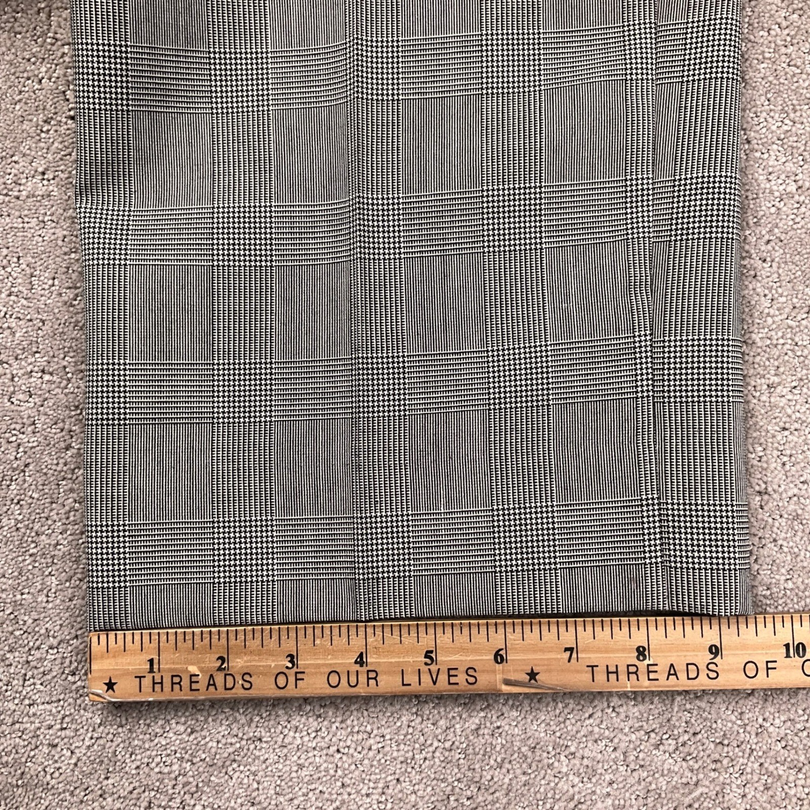 Egon von Fürstenberg Suit Mens 42R 35W 29L Gray Black Plaid Double Breasted VTG