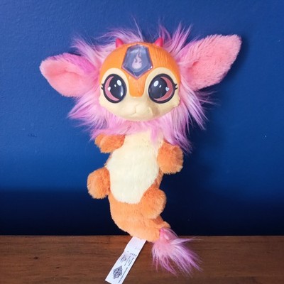 Magic Mixies Fire Gem Magical Misting Pet 7 Zoll Plüschpuppe Farbe Überraschung Orange