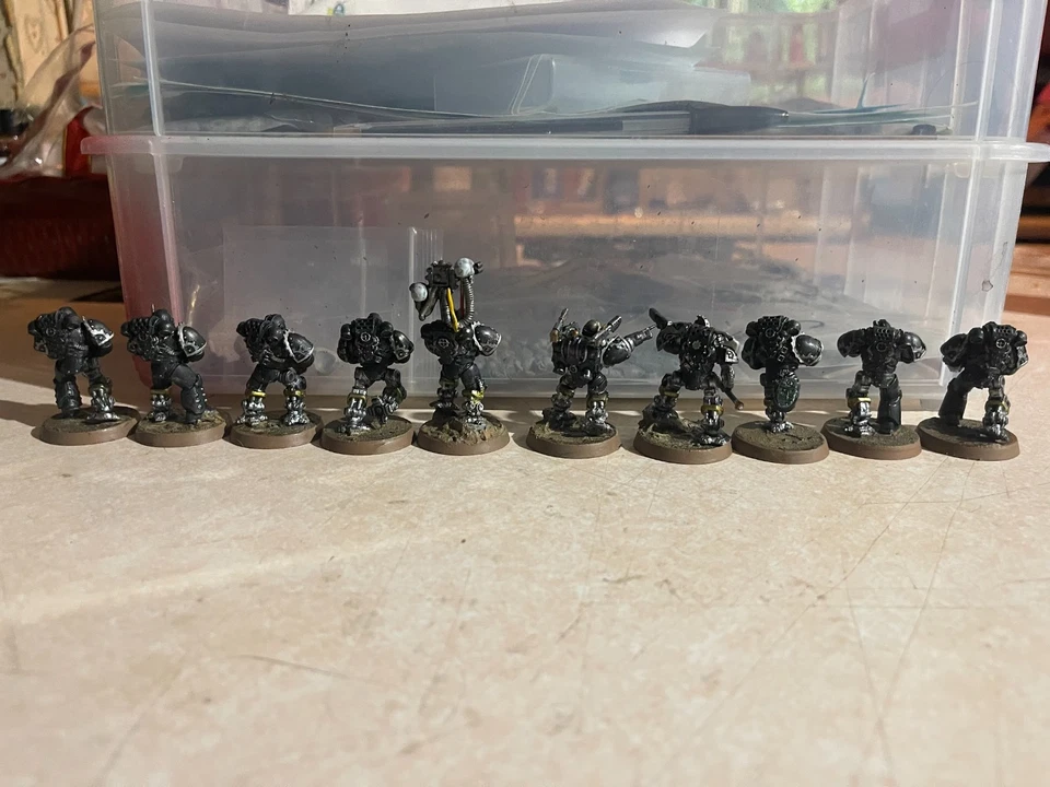 MK IV Manos de Hierro Marines Espaciales Horus Herejía Foto 2 de 4