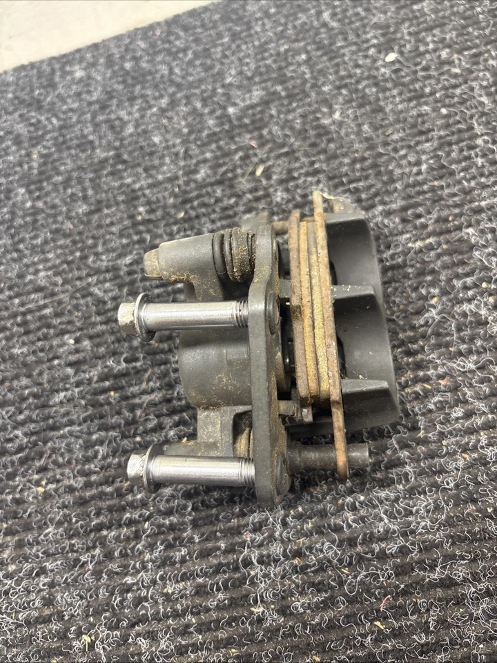 2007-2013 KAWASAKI VULCAN 900 VN900 VN900C LEFT FRONT BRAKE CALIPER - Image 2 of 4