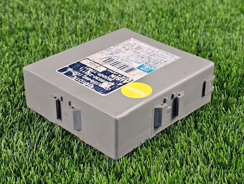 Módulo de control de caja de transferencia Toyota 4Runner V6 4x4 4x4 89530-35311 Foto 3 de 4