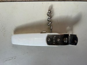 ECKO DELUXE Beverage Boy Can/Bottle Opener WHITE w Retraceable Corkscrew VGT
