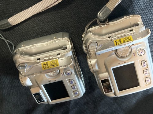 (2) Nikon COOLPIX L11 2100 6MP Digital Cameras w/1 Memory Card & (2) Cables - Picture 11 of 21
