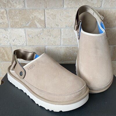 UGG MEN GOLDENCOAST SAND SANTORINI SLIP ON STRAP CLOG SANDAL