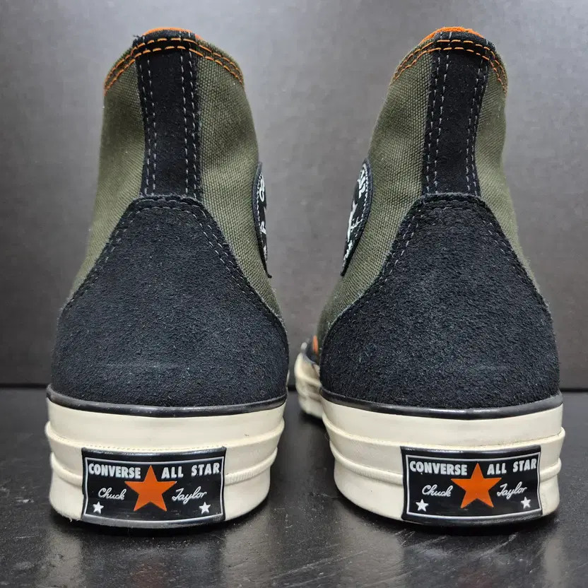 Converse Men's Sneakers - Size 290, Lightly Used thumbnail 4