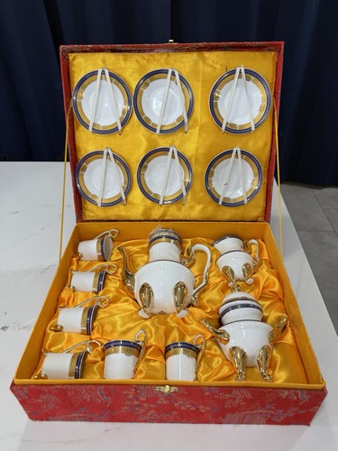 Yau Shing (YS) Laurel Shield Fine Porcelain Blue Gold Demitasse 17 Pc. Tea Set