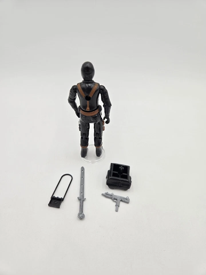 Hasbro G.I. 2002 Figura de acción Joe Snake Eyes v15 revista ToyFare 100 % completa Foto 2 de 4