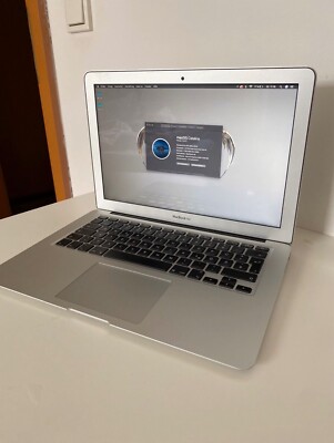 Apple MacBook Air 13,3 Zoll (128GB SSD, Intel Core i5 4. Gen., 1,3GHz, 4GB RAM)