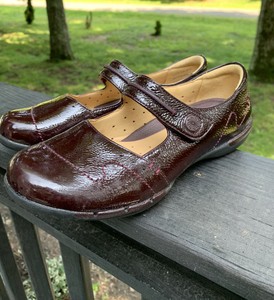 clarks artisan unstructured