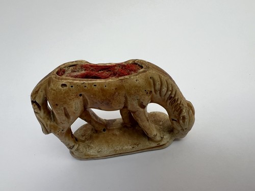 VINTAGE Rare Pen Wipe- Horse Figurine-Dip Pen Nib Wiper 1930's Cottagecore - Picture 2 of 10