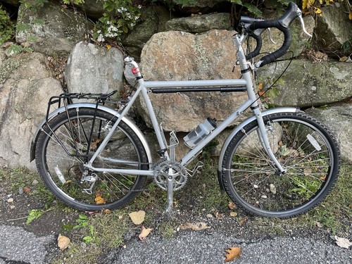 Surly Long Haul Trucker, 54 CM, 26" wheels, servicing available - Picture 3 of 8