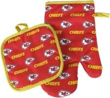 Team Logo pattern  NFL Kansas City Chiefs Oven Mitt and Pot Holder  One Size