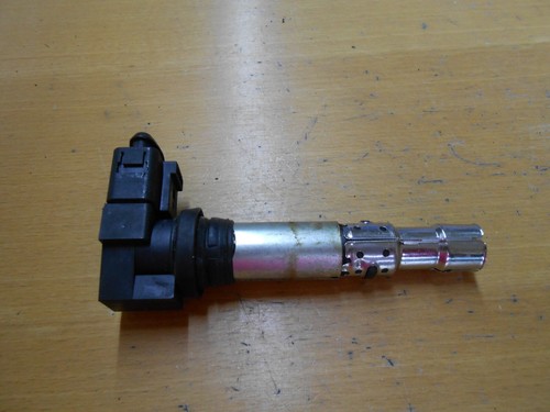 VW Golf 4 1,6 16V Zündspule 036905715 ,78180004