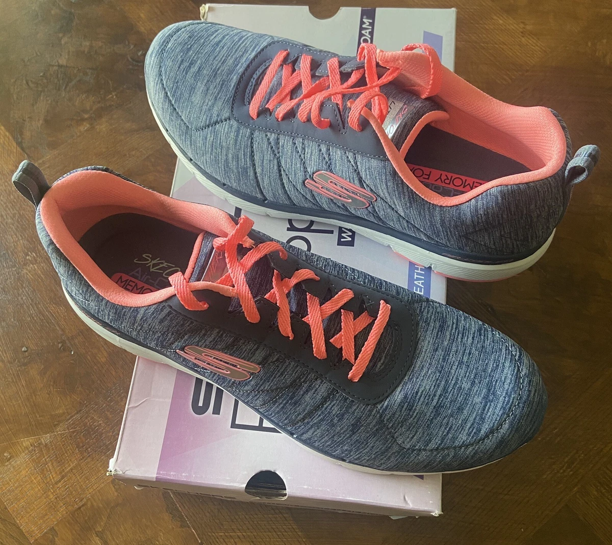 Skechers memory foam clearance 3.0