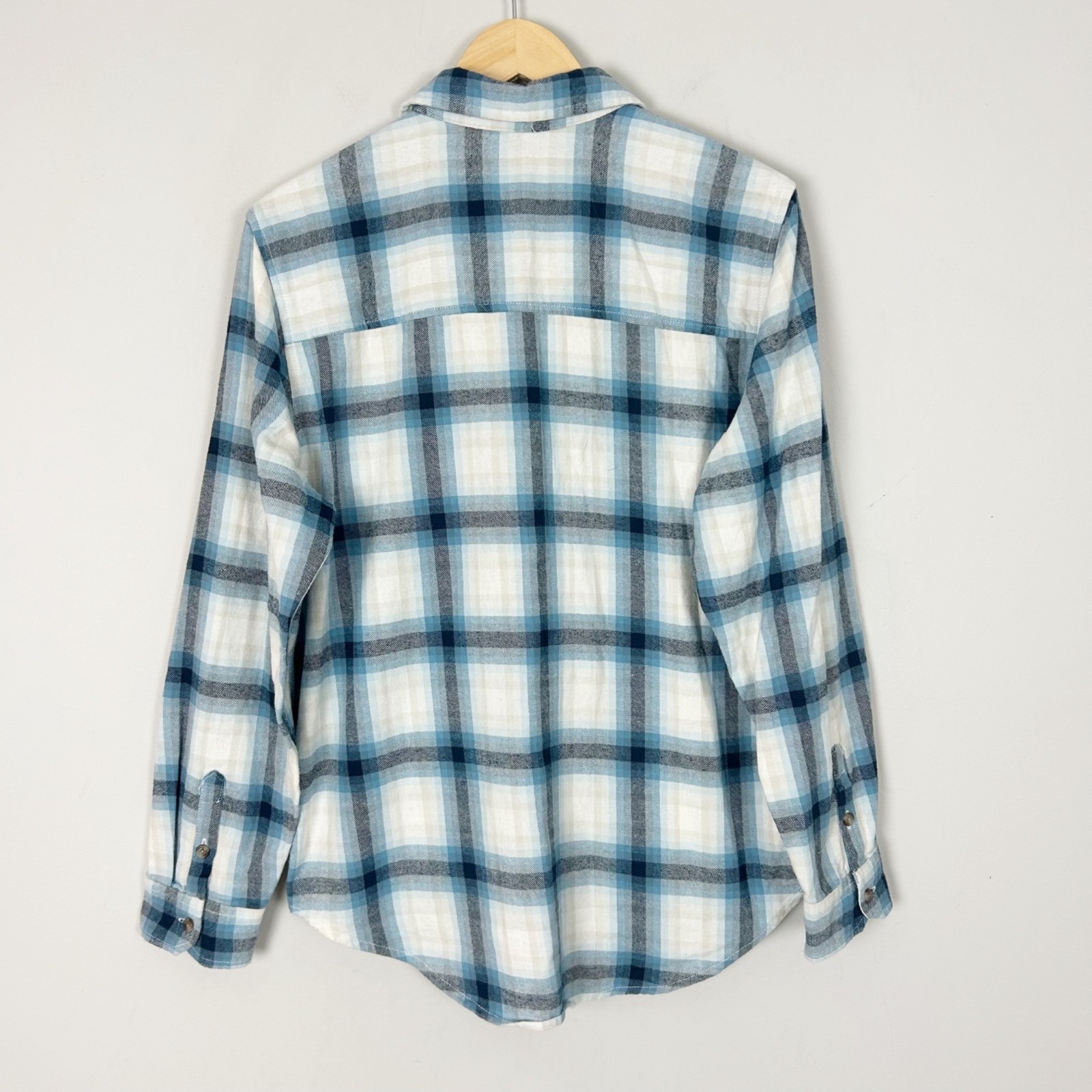 Universal Thread Plaid Flannel Button Down Shirt … - image 4