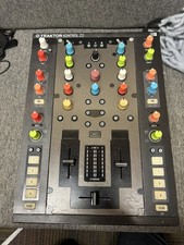 Native Instruments Traktor Kontrol Z2 DVS Mixer Controller DJ